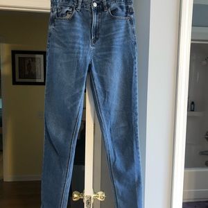 American Eagle Mom Jeans (price negotiable)